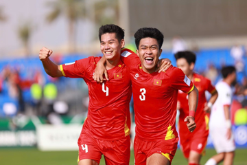 Sau chấn thương, cầu thủ Nguyễn Hiểu Minh viết tâm thư dài gửi người hâm mộ