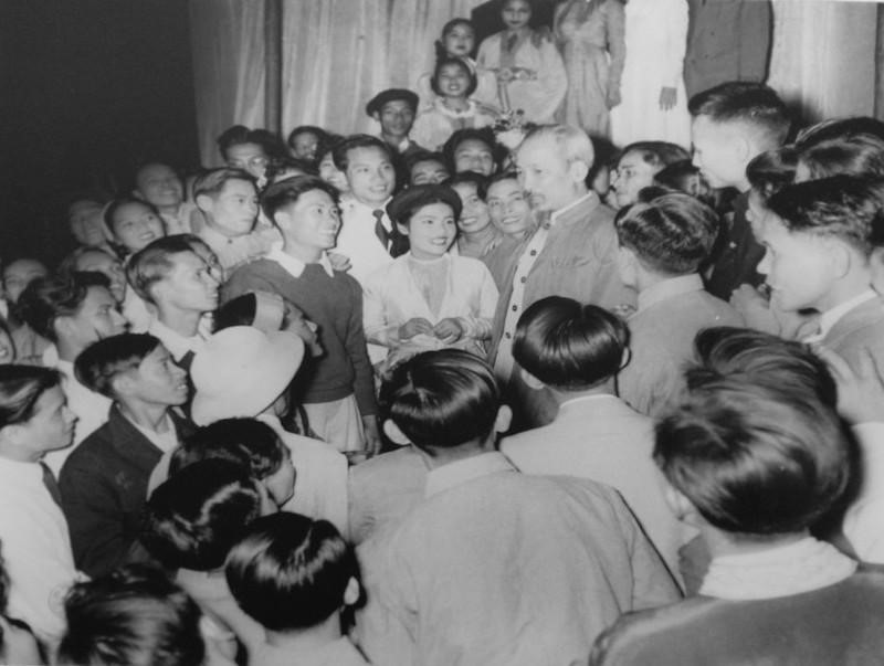 PGS.TS Trần Thành Nam: Ngày Văn hóa Việt Nam 24/11 là quyết định mang tính 'thiết chế hóa' văn hóa - ảnh 2