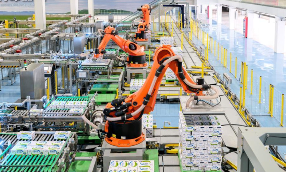 GDP Trung Quốc chính thức vượt mốc 20.000 tỷ USD - ảnh 1
