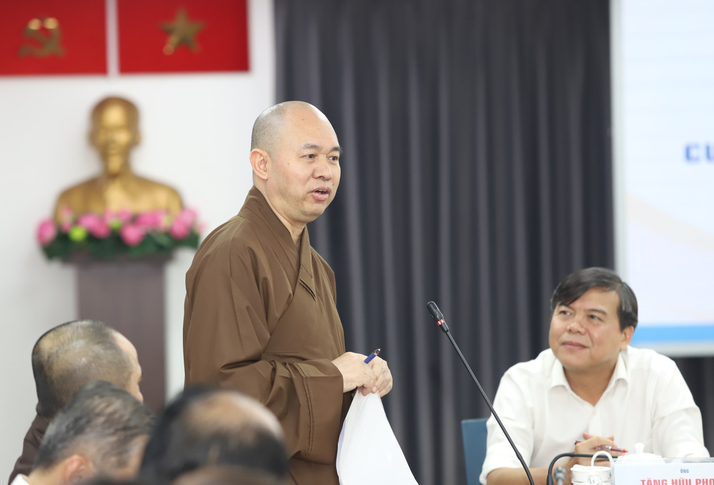 Thượng tọa Thích Đức Thiện thông tin về công tác tổ chức Đại lễ Vesak Liên Hợp Quốc năm 2025. Ảnh: Ngô Tùng IMG_0115.JPG