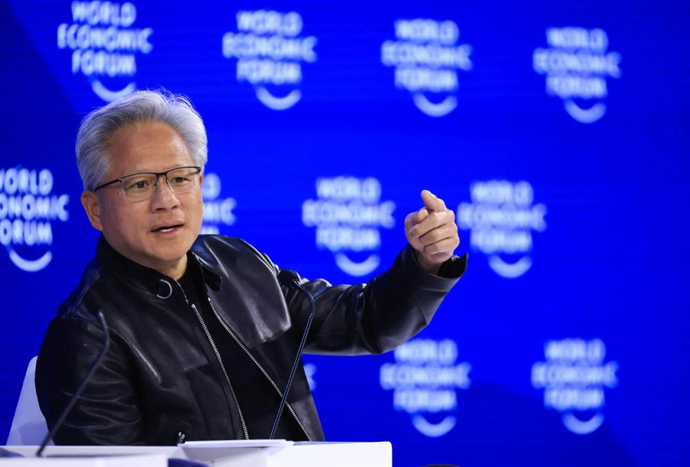 CEO Nvidia Jensen Huang: Thợ điện, công nhân xây dựng hưởng lợi lớn nhất từ AI, thu nhập sẽ tăng gấp đôi mà không cần bằng cấp cao - ảnh 1