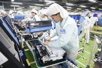 Một nhóm hàng xuất khẩu chủ lực của Việt Nam ghi dấu mốc chưa từng có, thu về kỷ lục 10 tỷ USD chỉ trong 1 tháng