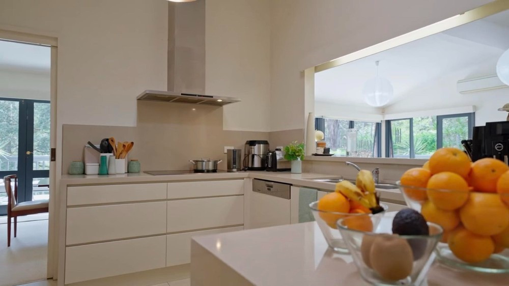 Căn biệt thự view 3 mặt tiền, rộng 1.000m2 giữa thiên nhiên của người con xứ Quảng từng là quán quân Olympia- Ảnh 7. Căn biệt thự view 3 mặt tiền, rộng 1.000m2 giữa thiên nhiên của người con xứ Quảng từng là quán quân Olympia- Ảnh 7.