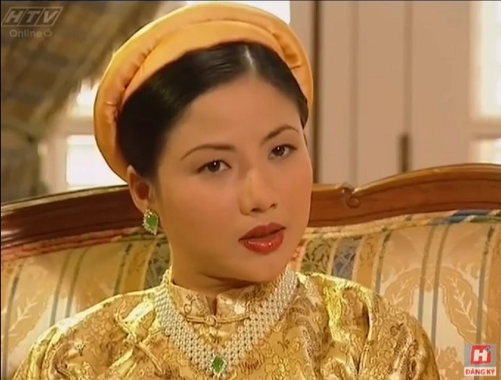 Nữ diễn viên duy nhất là Phó Giáo sư - Tiến sĩ, được mệnh danh là 'Nam Phương Hoàng hậu' đẹp nhất điện ảnh Việt Nam - ảnh 5