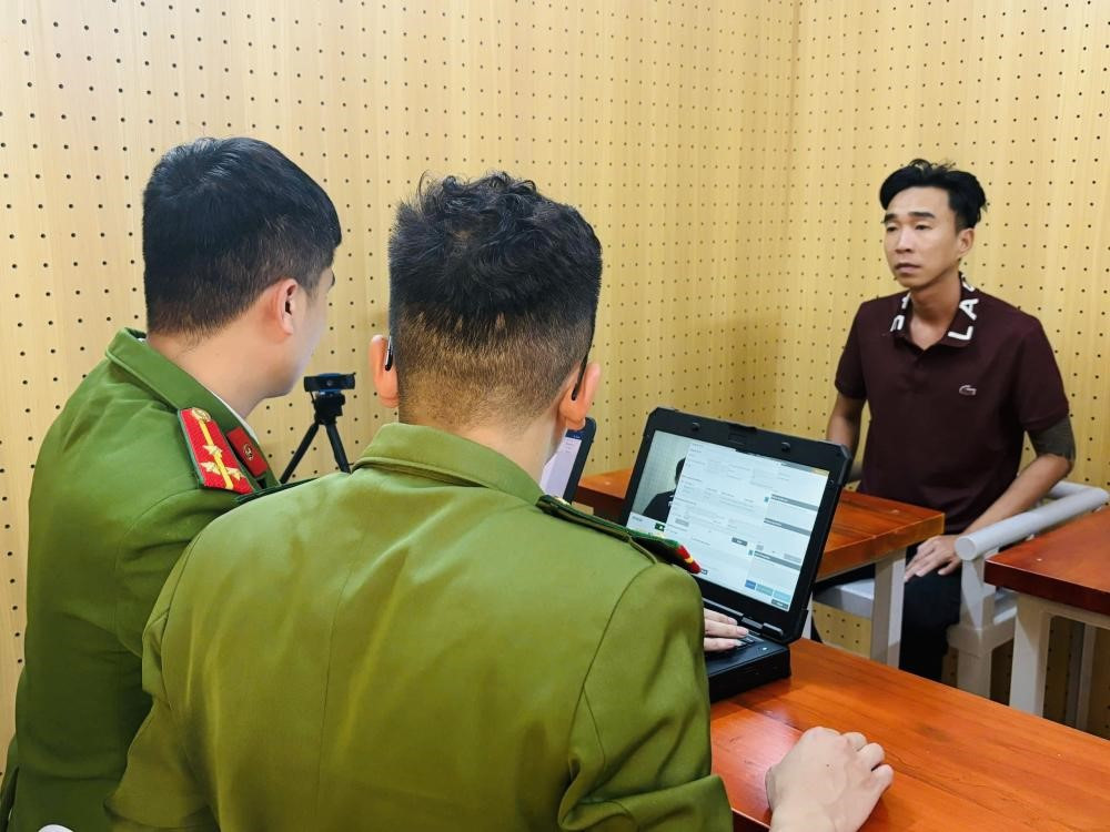 Bắt giữ Lê Tấn Tài SN 1991, khám xét, khống chế nhiều đối tượng liên quan đến gần 100 tỷ đồng - ảnh 3