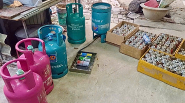 Thót tim trước cơ sở sang chiết gas lậu ngay giữa khu dân cư đông đúc