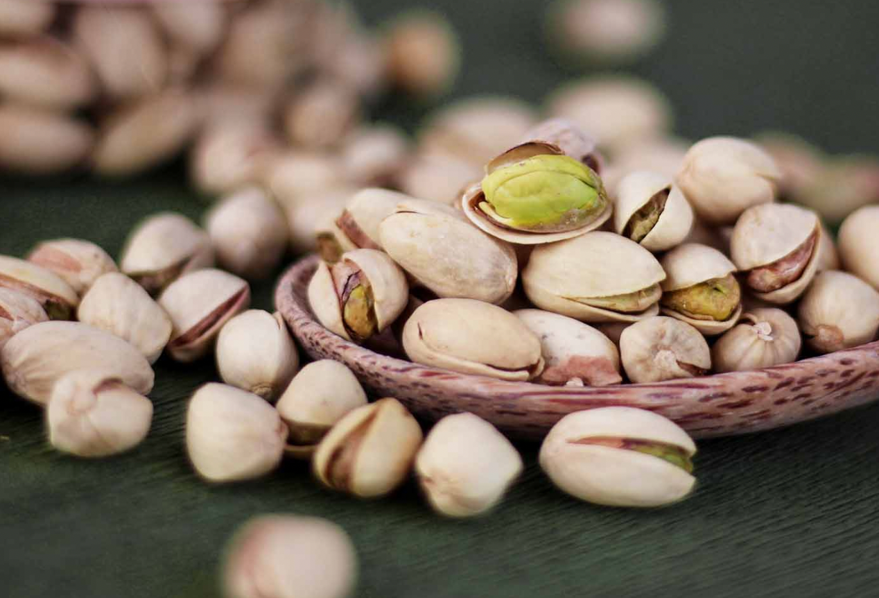 Xuất khẩu hạt dẻ cười là mặt hàng tăng mạnh nhất trong nhóm sản phẩm rau quả của Việt Nam trong năm 2025. hat-de-cuoi.png