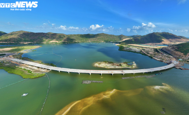 Việt Nam sắp hoàn thành thêm 1 cầu vượt biển mới- Ảnh 1. Việt Nam sắp hoàn thành thêm 1 cầu vượt biển mới- Ảnh 1.