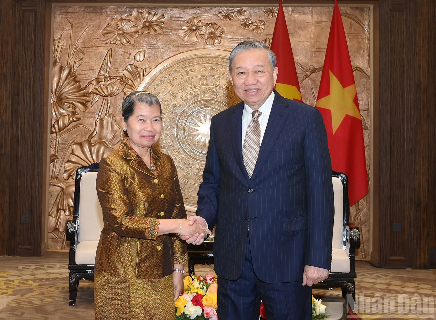 Tổng Bí thư Tô Lâm tiếp bà Men Sam An. Ảnh: Nhandan campuchia.jpg