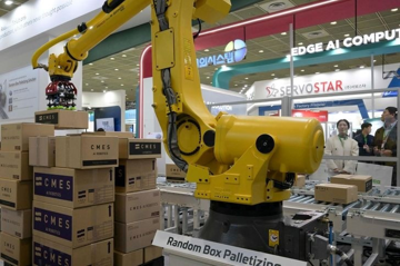 Quốc gia châu Á đứng số 1 thế giới về mật độ robot nhưng 90% linh kiện thiết yếu phải nhập từ Trung Quốc và Nhật Bản