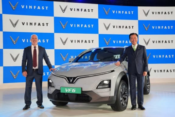 VinFast VF 6 thắng lớn tại thị trường tỷ dân: Cú đúp giải thưởng tân binh và xe đáng tiền nhất của năm