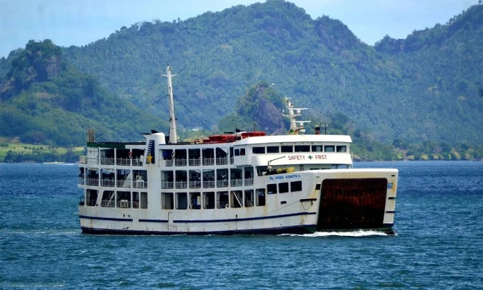 Diễn biến mới về vụ chìm phà chở hơn 350 người ở Philippines- Ảnh 1. Diễn biến mới về vụ chìm phà chở hơn 350 người ở Philippines- Ảnh 1.