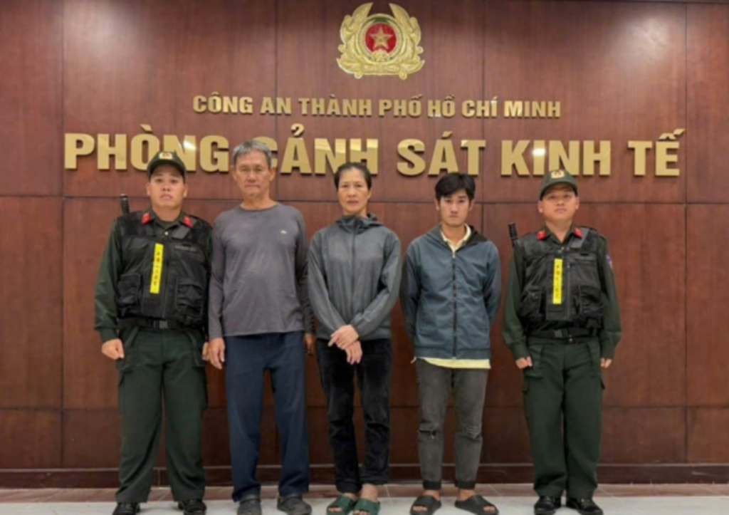 Cơ quan chức năng khởi tố vụ án liên quan đến đường dây sản xuất, buôn bán hàng giả là thuốc chữa bệnh, thuốc phòng bệnh 4b.png