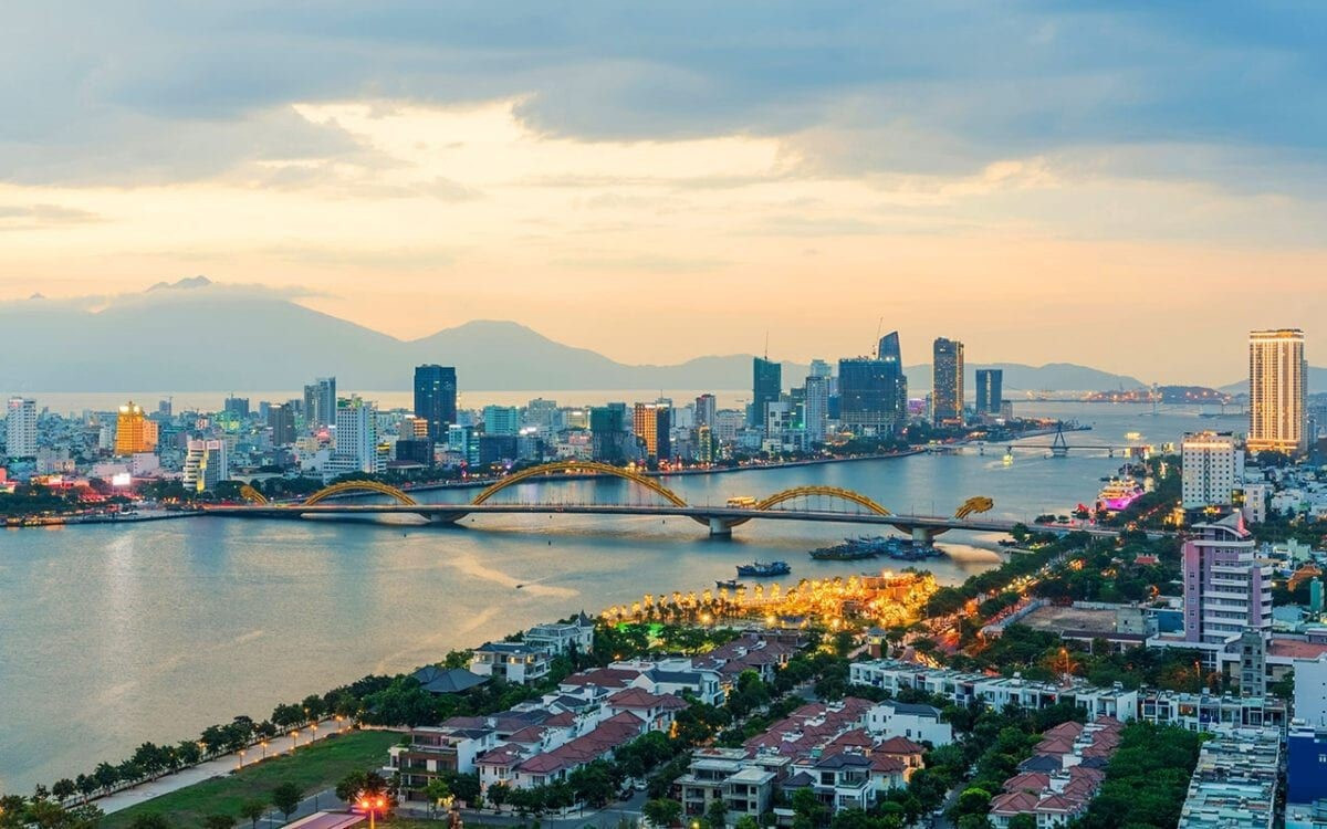 Sau sáp nhập, bất động sản Đà Nẵng bước vào cuộc chơi mới- Ảnh 1. Sau sáp nhập, bất động sản Đà Nẵng bước vào cuộc chơi mới- Ảnh 1.