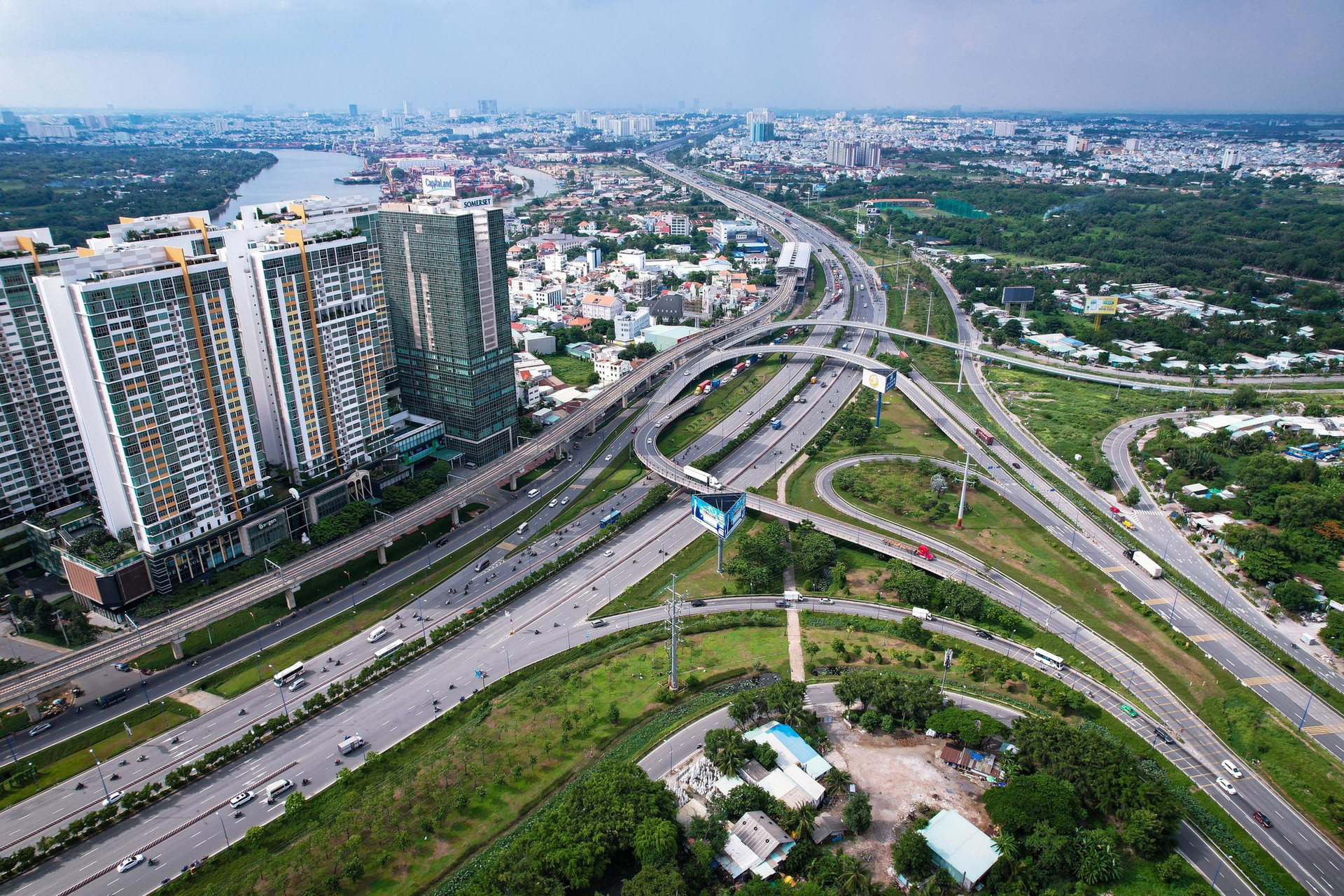 Các dự án BOT giao thông sẽ có nghị định xử lý các vướng mắc liên quan. Ảnh minh họa Các dự án BOT giao thông sẽ có nghị định xử lý các vướng mắc liên quan. Ảnh minh họa