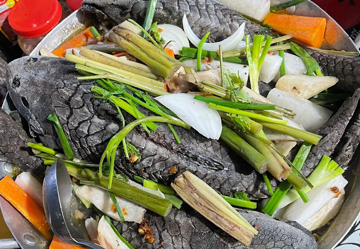 'Cá mặt quỷ' từng bị xua đuổi khắp miền Tây nay lật ngược số phận thành đặc sản lạ, giờ ra chợ là hết