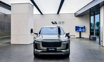 Một hãng xe bất ngờ tính đóng gần 100 showroom, thị trường xe điện bắt đầu 'lọc máu'?