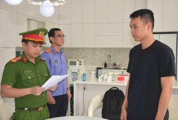 Phong tỏa nhiều tài khoản ngân hàng, bất động sản, bắt Huỳnh Đức Vân đứng đầu 'dự án' 2.000 tỷ