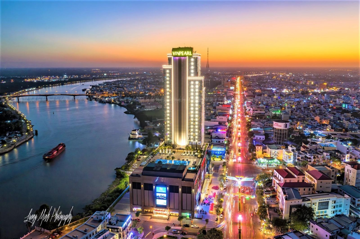 Tập đoàn 50 tỷ USD ấn tượng trước hạ tầng của thành phố lớn thứ 3 Việt Nam, sẽ tính chuyện mở rộng đầu tư