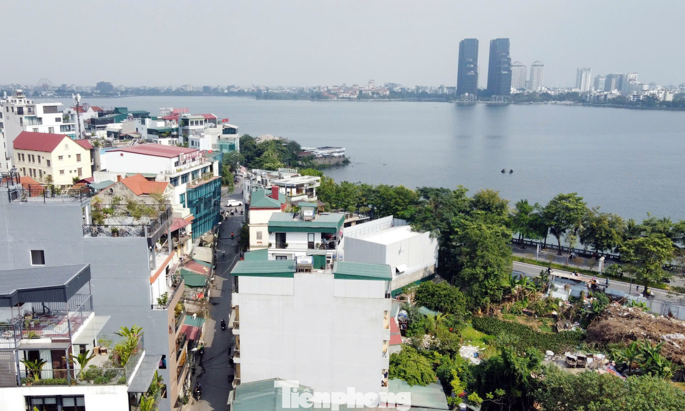 Giá thị trường nhà đất tại các tuyến phố ven hồ Tây cao gấp nhiều lần bảng giá đất mới áp dụng từ 1/1/2026. tp-duong-trich-sai1.jpg