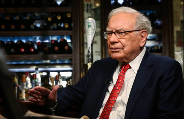 Lời khuyên của Warren Buffett dành cho giới trẻ: ‘Hãy chơi với những người giỏi hơn mình’