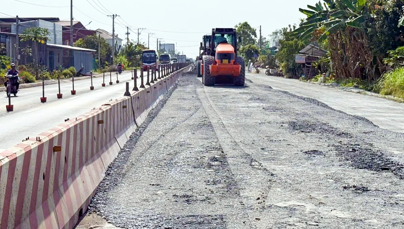 Quốc lộ dài nhất Việt Nam qua Cần Thơ sắp thoát cảnh cứ triều cường dâng là ngập- Ảnh 1. Quốc lộ dài nhất Việt Nam qua Cần Thơ sắp thoát cảnh cứ triều cường dâng là ngập- Ảnh 1.