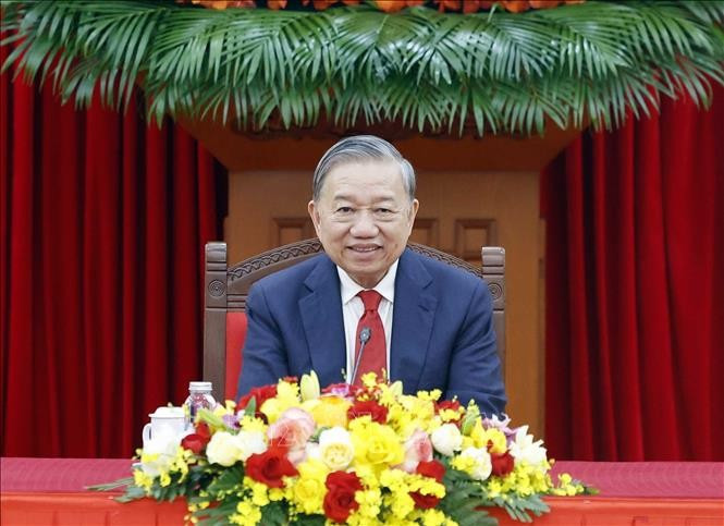 Tổng Bí thư Tô Lâm tại cuộc điện đàm với Tổng Thư ký Đảng Hành động nhân dân (<a style='text-decoration: none;' href='/PAP'>PAP</a>), Thủ tướng Singapore Lawrence Wong. Ảnh: VGP avatar1769773503240-1769773504088921252678.jpg