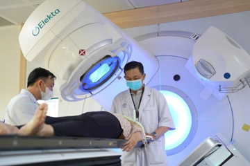 Tin vui: Bệnh nhân ung thư có thể được dùng thuốc đắt tiền miễn phí