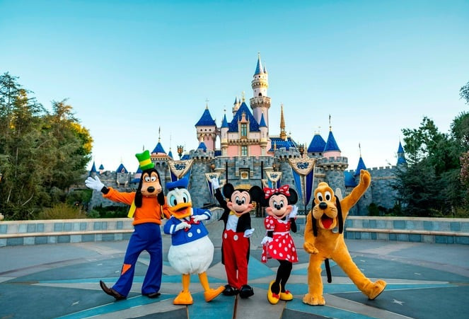 Sắp có Disneyland đầu tiên tại Đông Nam Á?- Ảnh 1.