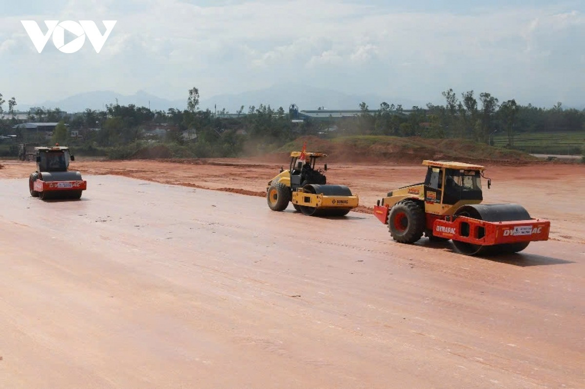 Dự án sân bay từng là căn cứ của Không quân Việt Nam do Mỹ xây dựng đạt dấu mốc quan trọng- Ảnh 1. Dự án sân bay từng là căn cứ của Không quân Việt Nam do Mỹ xây dựng đạt dấu mốc quan trọng- Ảnh 1.