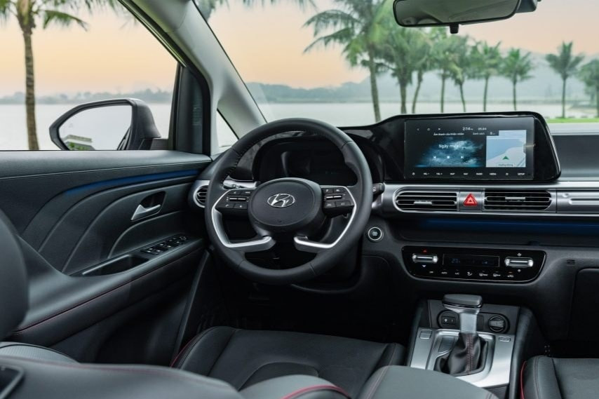 hyundai-stargazer-x-1.jpg