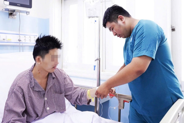 Nam nhân viên văn phòng đột ngột ngừng tim khi đang chơi cầu lông
