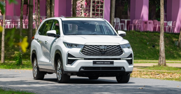Từ 2026: Người Việt có thể mua ô tô hybrid rẻ hơn cả trăm triệu nhờ chính sách thuế mới