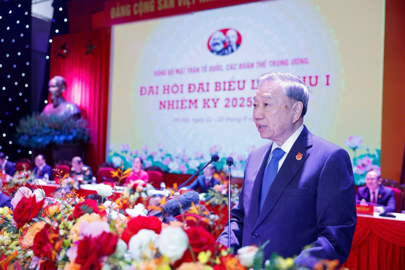 Tổng Bí thư Tô Lâm phát biểu chỉ đạo tại Đại hội Đảng bộ MTTQ, các đoàn thể Trung ương, ngày 23/9/2025. Ảnh: Như Ý. 41-mrtolam3.jpg