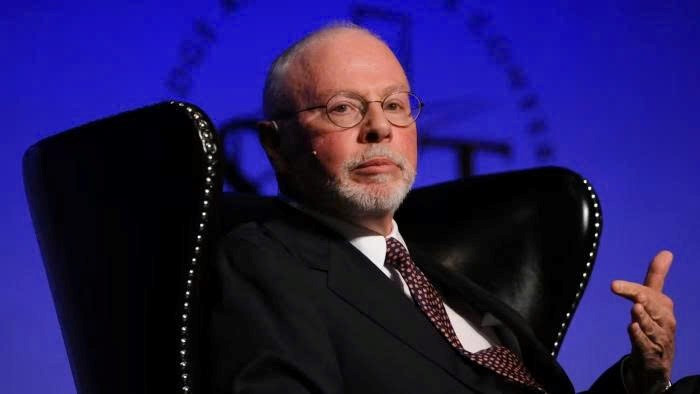 Người đàn ông từng đối đầu Warren Buffett, truy đuổi một quốc gia suốt 15 năm, được báo chí gọi là ‘nhà đầu tư đáng sợ nhất thế giới’ - ảnh 1