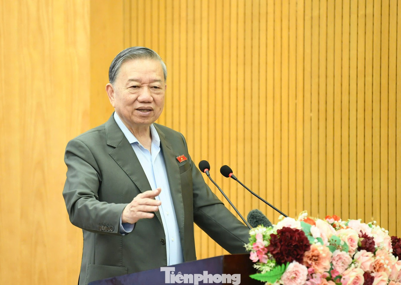 Tổng Bí thư Tô Lâm phát biểu tại Hội nghị tiếp xúc cử tri TP Hà Nội, ngày 15/12/2025. Ảnh: Như Ý. 41-mrtolam5.jpg