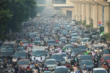Hà Nội sẽ ra chính sách hỗ trợ người dân chuyển đổi xe xăng sang xe điện ngay trong quý I/2026, Vingroup đẩy mạnh 'xanh hóa'