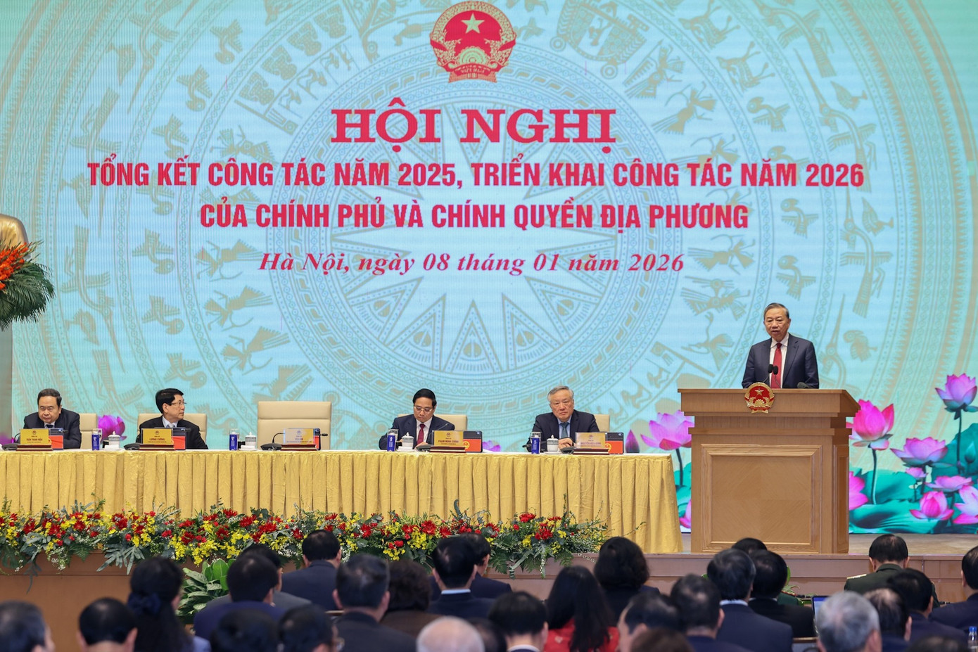Hội nghị tổng kết công tác năm 2025, triển khai công tác năm 2026 của Chính phủ và chính quyền địa phương. img8474-1767849904565697274742.jpg