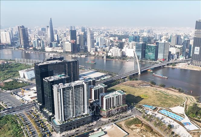 Nghị quyết số 79-NQ/TW của Bộ Chính trị về phát triển kinh tế nhà nước- Ảnh 1. Nghị quyết số 79-NQ/TW của Bộ Chính trị về phát triển kinh tế nhà nước- Ảnh 1.