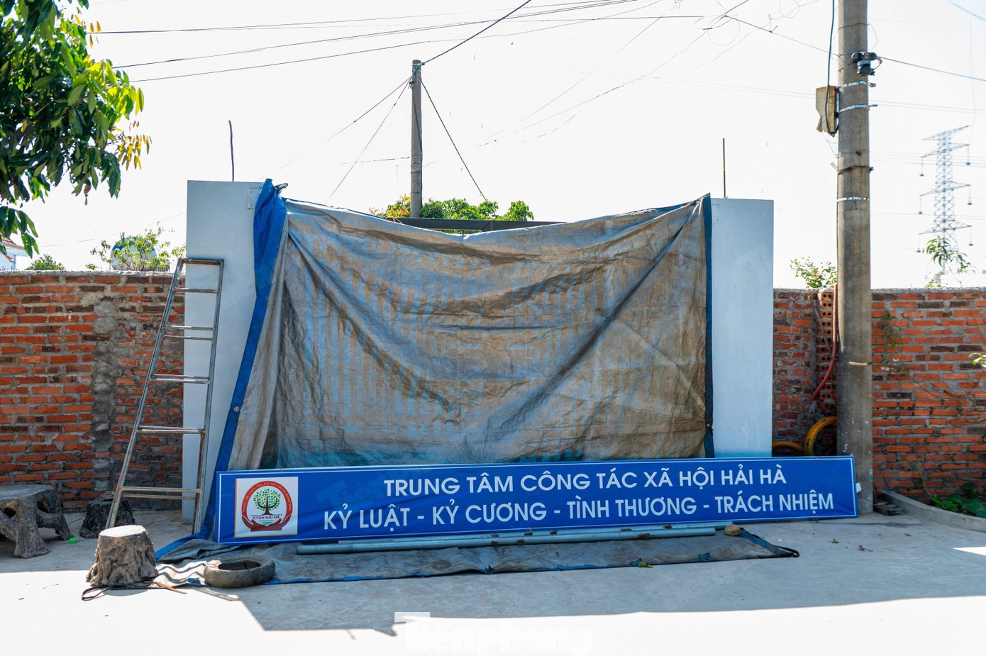 Bảng biển của Trung tâm bị dỡ bỏ sau vụ việc học viên bị đánh tử vong. image-3.jpg