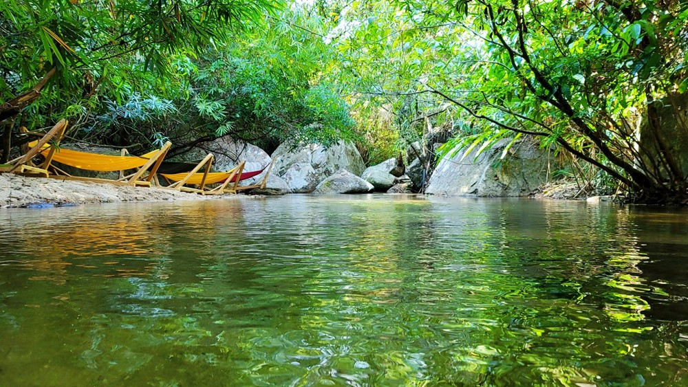Khu du lịch đầu tiên của Việt Nam đạt chứng nhận quốc tế phát triển bền vững: Rộng 165ha, nằm dựa lưng núi Hòn Bà - ảnh 4