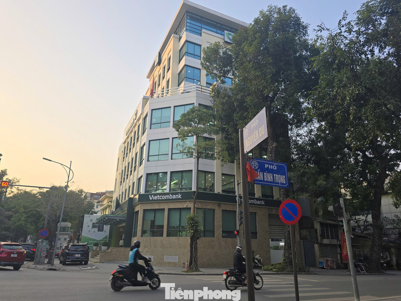 Cao ốc hiện nay trên nền biệt thự 78 Nguyễn Du tp-7411925634507-05b0ee6b23548d31589696eecd4f5238.jpg