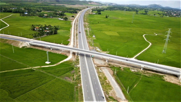 Đề xuất đầu tư gần 180.000 tỷ mở rộng cao tốc Bắc - Nam phía Đông theo phương thức PPP