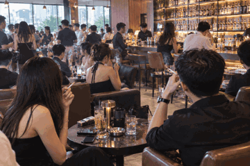 Quán bar, karaoke và loạt địa điểm này có thể bị cấm hút thuốc hoàn toàn