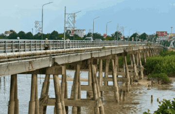 Chỉ vài ngày nữa, chính thức dừng hoạt động cây cầu 60 năm tuổi sẽ bị phá dỡ