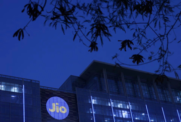 ‘Đế chế’ viễn thông của tỷ phú Ambani chuẩn bị IPO lớn nhất lịch sử, định giá vượt 108 tỷ USD