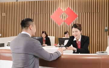 Thấy gì về thương vụ tăng vốn trăm nghìn tỷ của các ngân hàng?