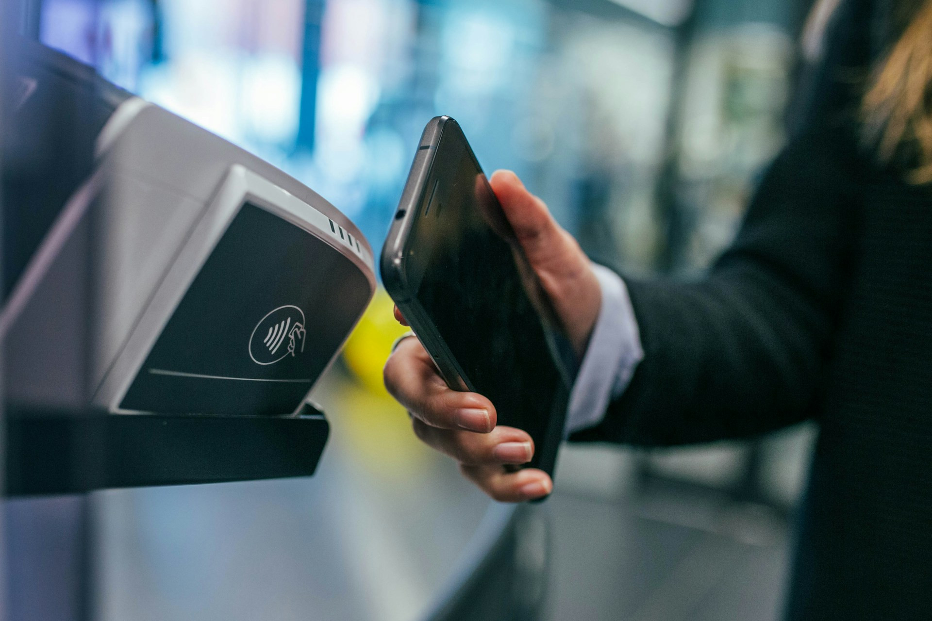 mobile-payment.jpg