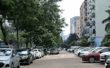 Gửi ô tô ở Hà Nội có nơi lên tới 7,5 triệu đồng/tháng