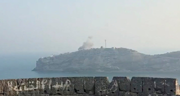 Lực lượng Houthi dội tên lửa xuống dinh tổng thống Yemen